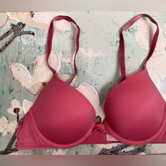 PINK by Victoria Secret: Padded Bra in Pink size 34A. - Picture 1 of 3